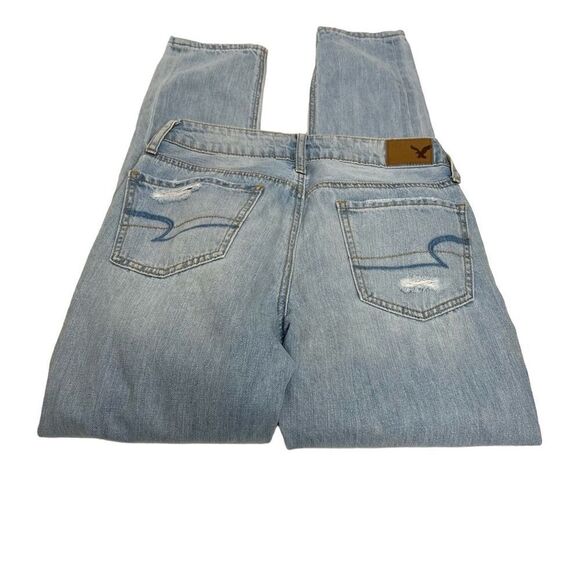 American Eagle light wash distressed tomgirl jeans size 00 - Picture 11 of 14